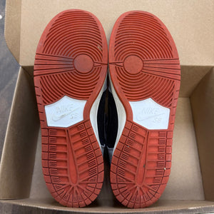 Nike SB Dunk Mid Un-Supreme Size 11.5 (Pre-Owned) - Image 6