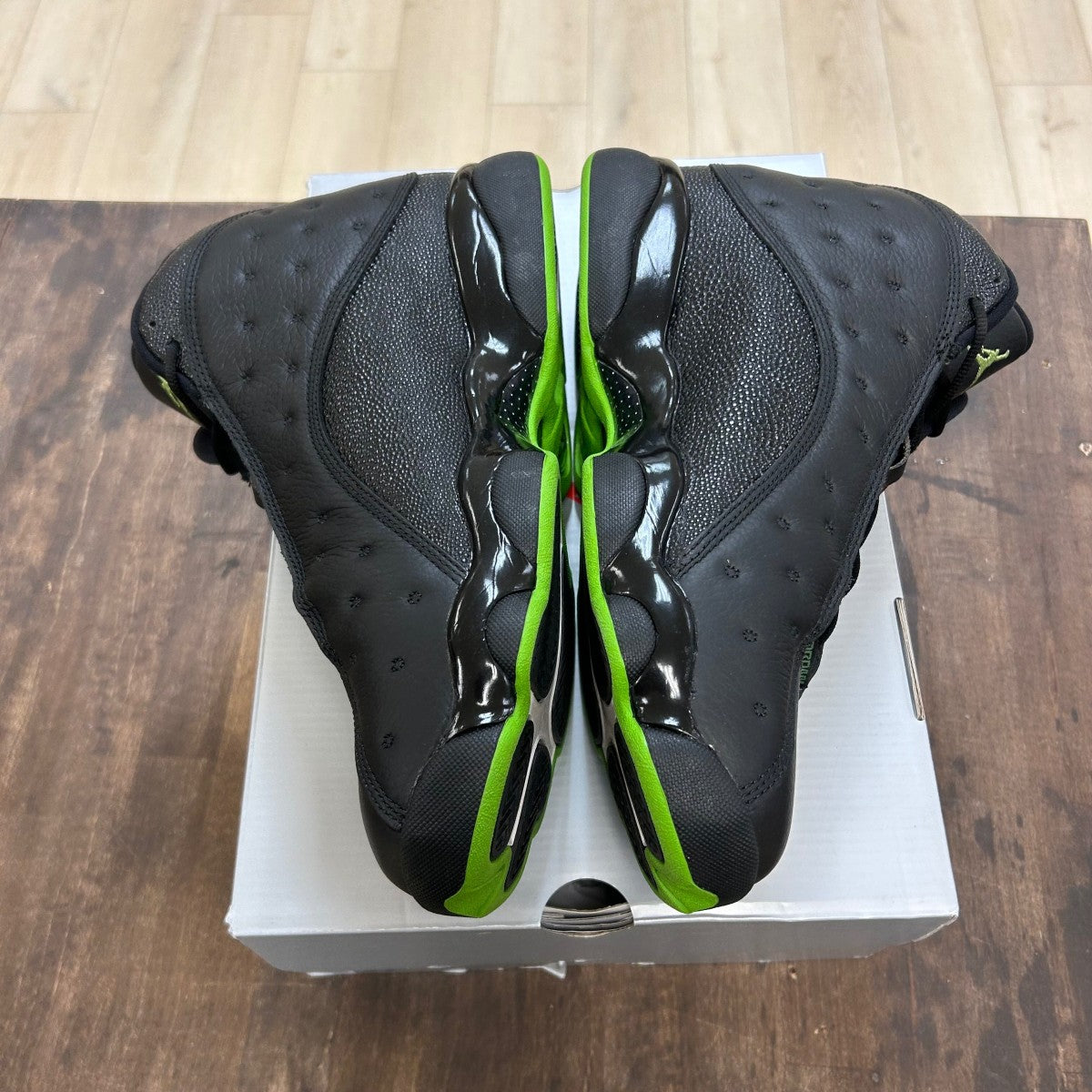 Jordan 13 Retro Altitude (2017) - Image 3