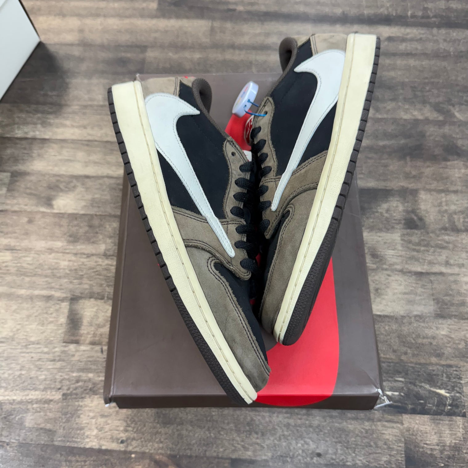Travis Scott Mocha Jordan 1 Low OG (USED)
