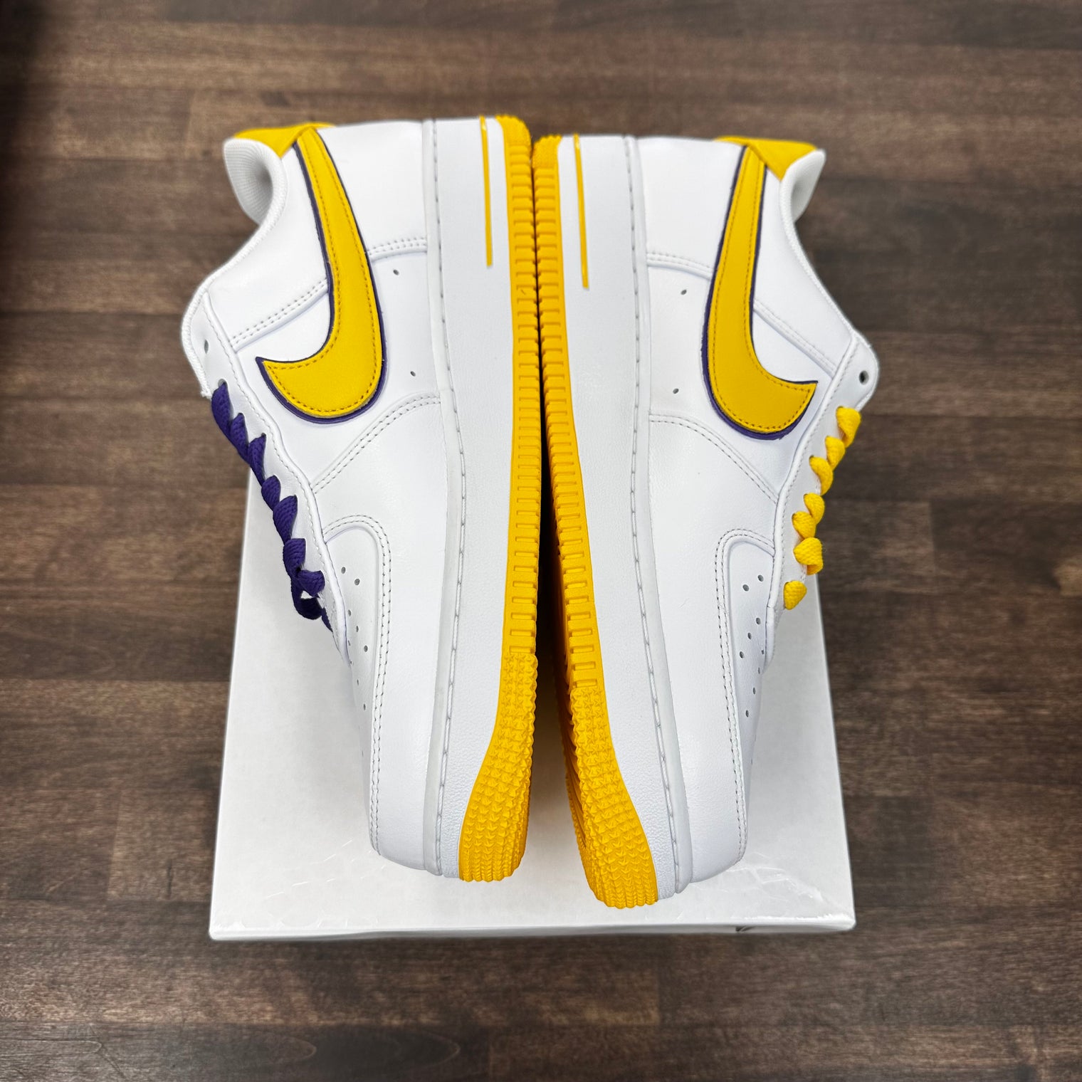 Lakers Home Kobe Bryant Nike Air Force 1 Low (USED)