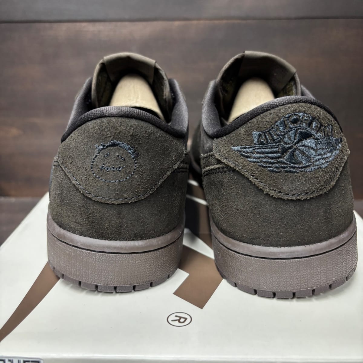 Jordan 1 Retro Low OG SP Travis Scott Velvet Brown Size 10 (Pre-Owned) - sole