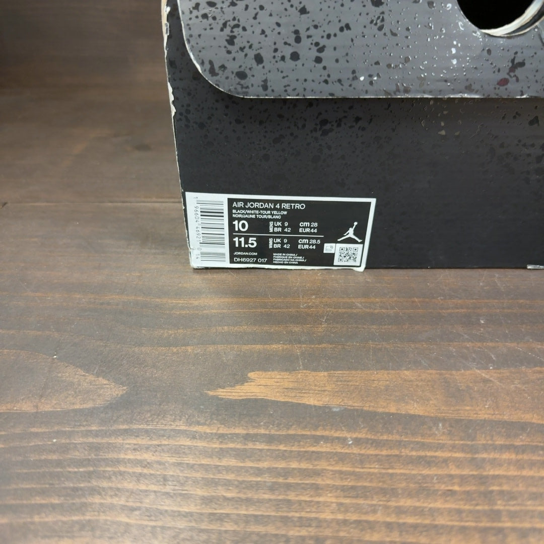 Jordan 4 Retro Thunder (2023) Size 10 (Pre-Owned)