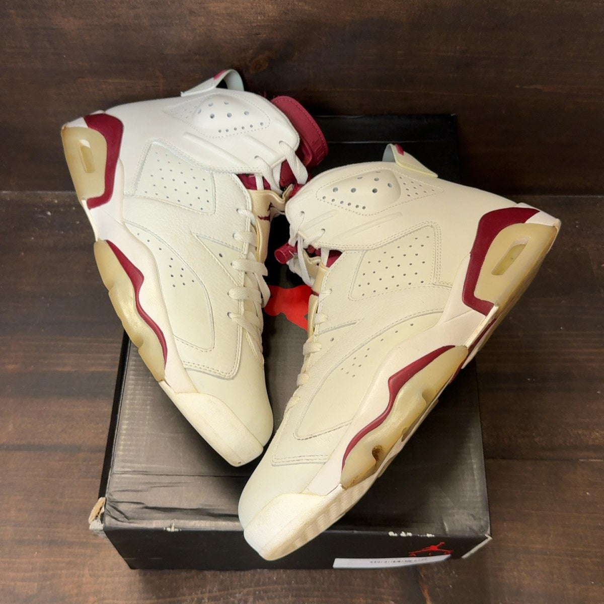 Jordan 6 Retro Maroon (2015) - Image 2