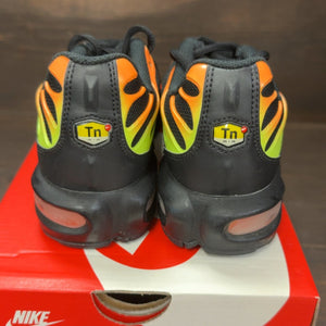 Nike Air Max Plus GS 'Black Volt Total Orange' Size 5 (Pre-Owned) - Image 5