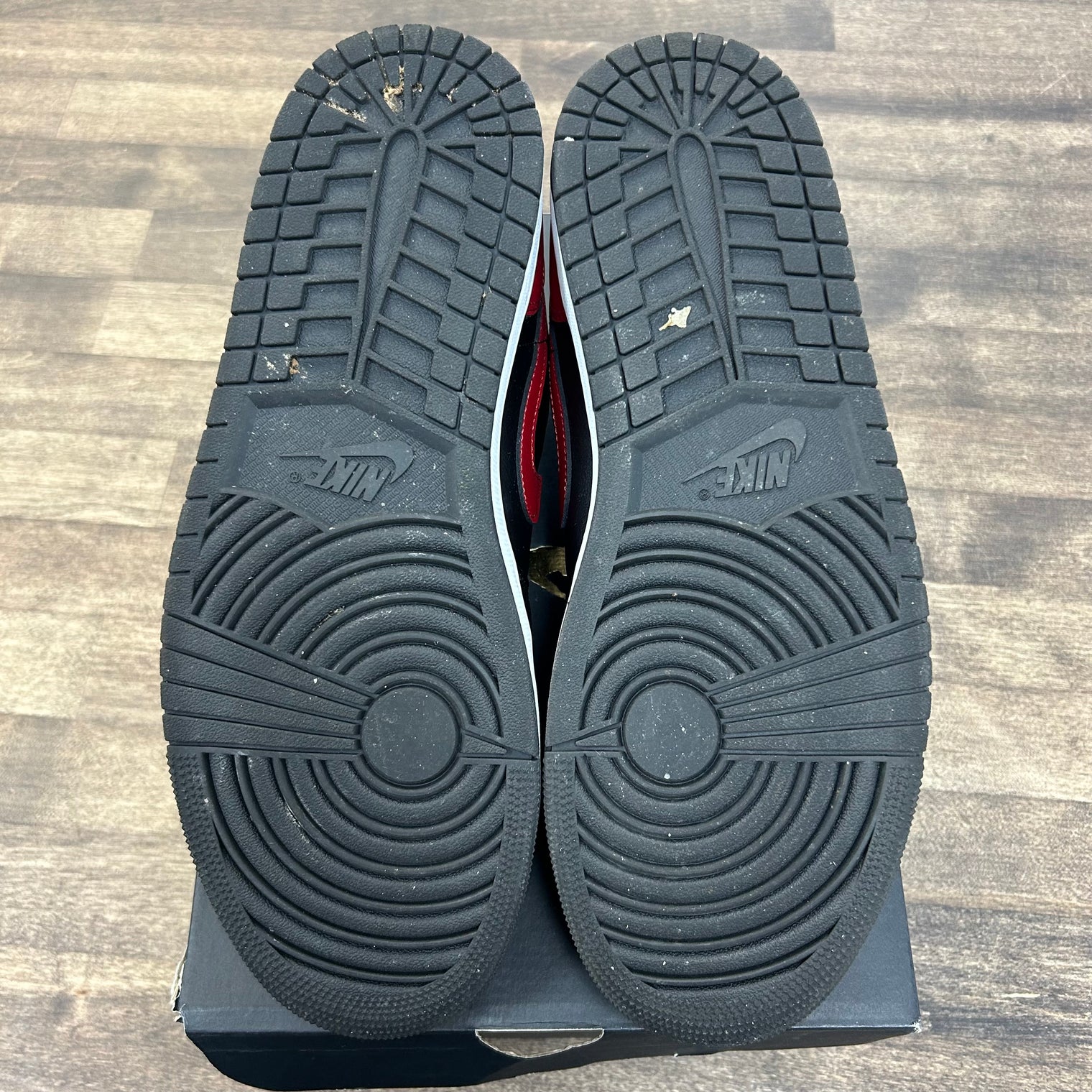 Bred Twist Jordan 1 Low (USED)