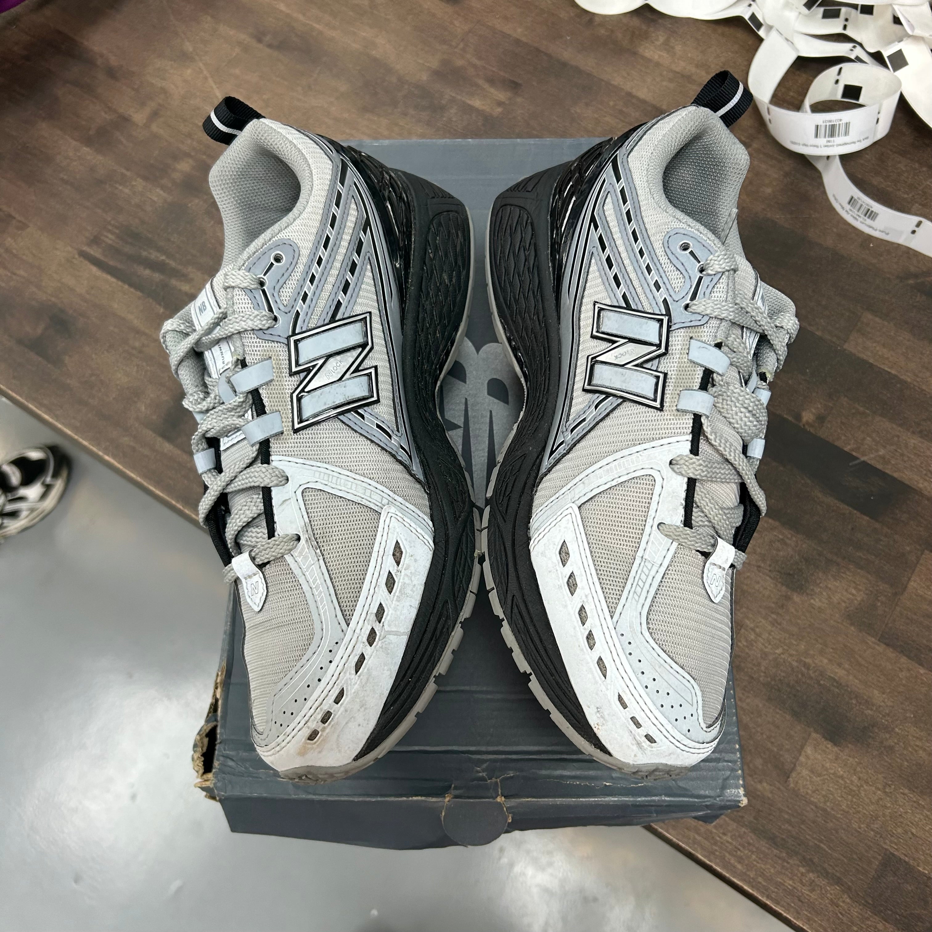 New Balance Brighton Grey New Balance 1906R (USED) Size 11 (Pre-Owned) - Image 3