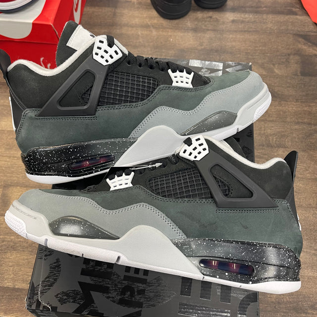 Fear Jordan 4 Retro (USED)