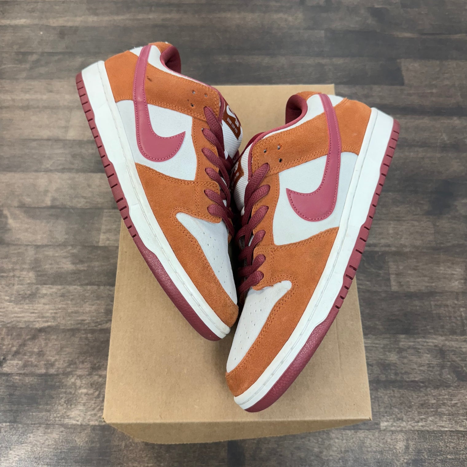 Dark Russet Cedar SB Dunk Low (USED, No Box)