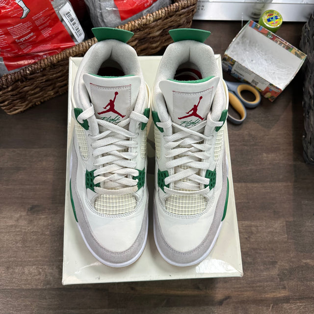 Pine Green SB Jordan 4 Retro (USED)