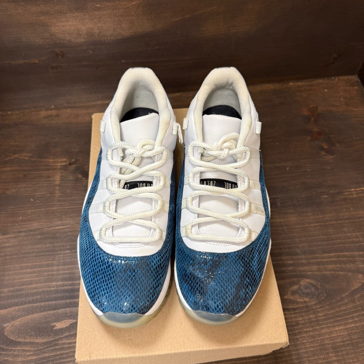 Jordan 11 Retro Low Snake Navy (2019) Size 11 (Pre-Owned) - Image 3