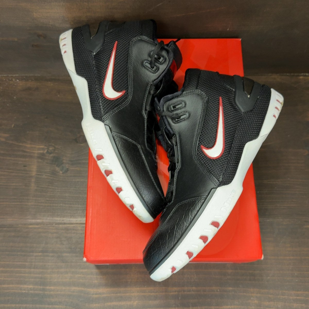 Nike Air Zoom Generation Black White Retro - Image 2