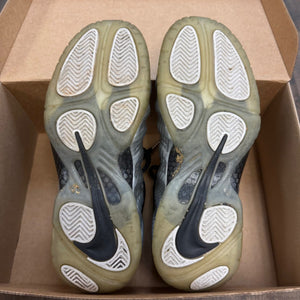 Nike Air Foamposite Pro Silver Surfer Size 8 (Pre-Owned) - Image 3