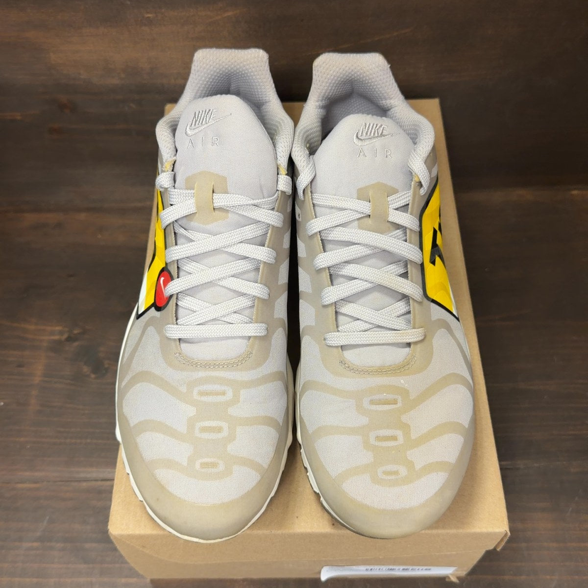 Nike Air Max Plus Big Logo Wolf Grey Size 11 (Pre-Owned) - Image 3