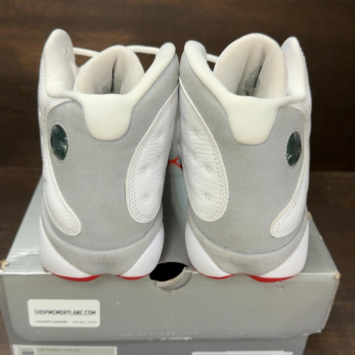 Jordan 13 Retro Wolf Grey Size 11 (Pre-Owned) - aux