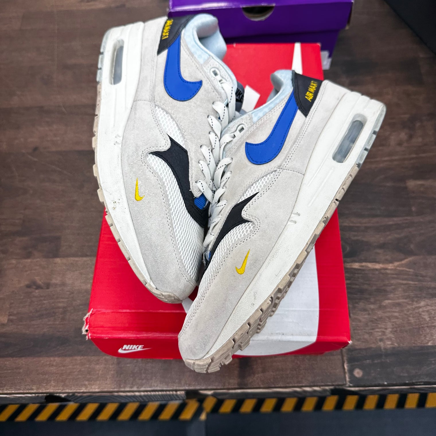 Dawn Nike Size? Air Max 1 (USED)