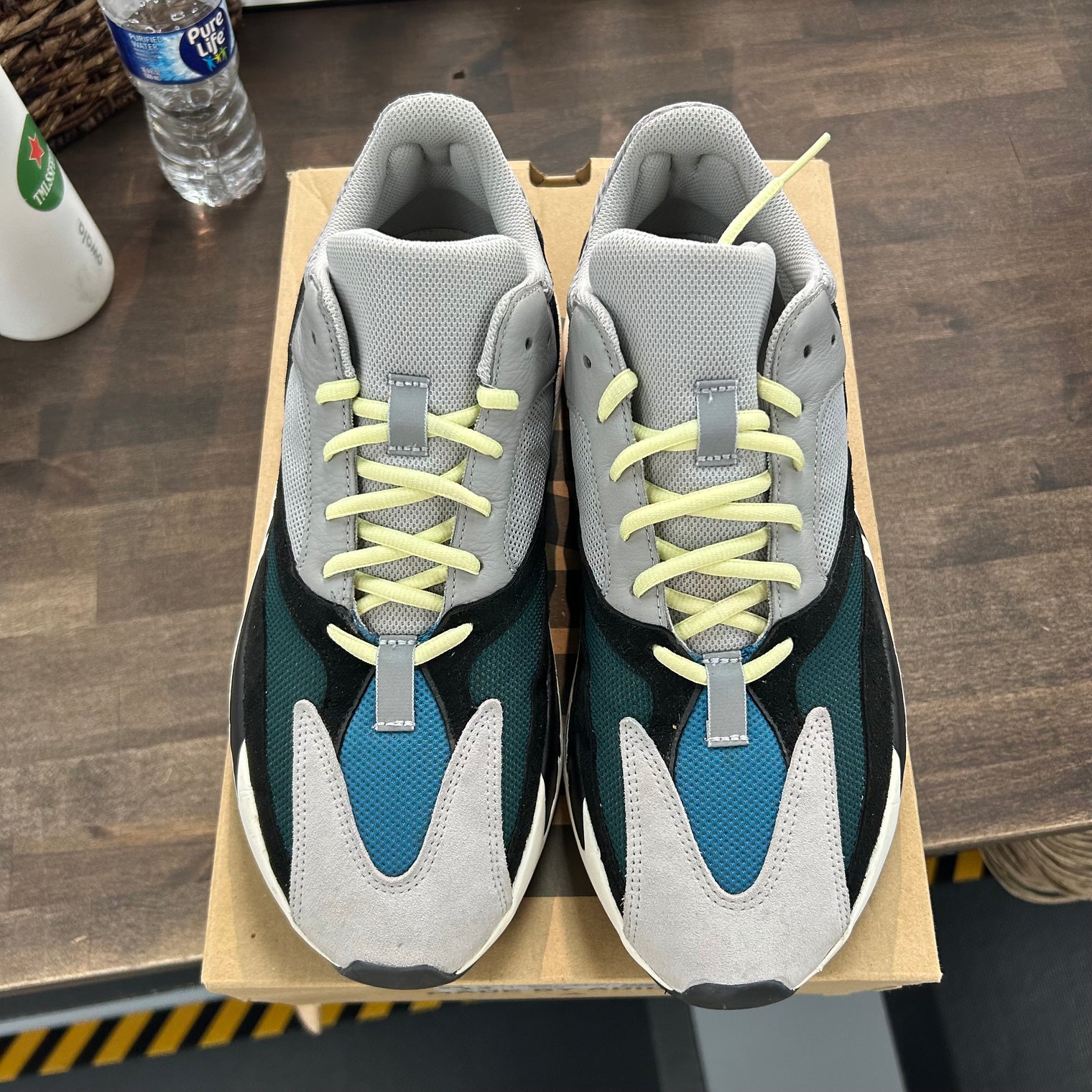 Wave Runner Yeezy 700 (USED)