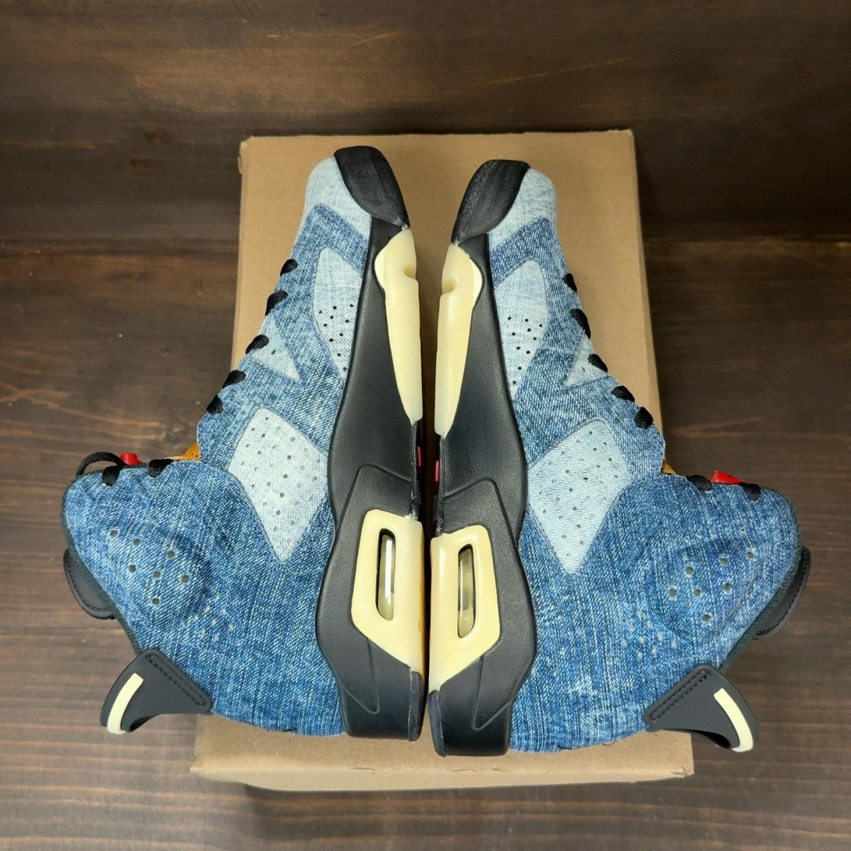 Jordan 6 Retro Washed Denim Size 9 (Pre-Owned) - Image 7