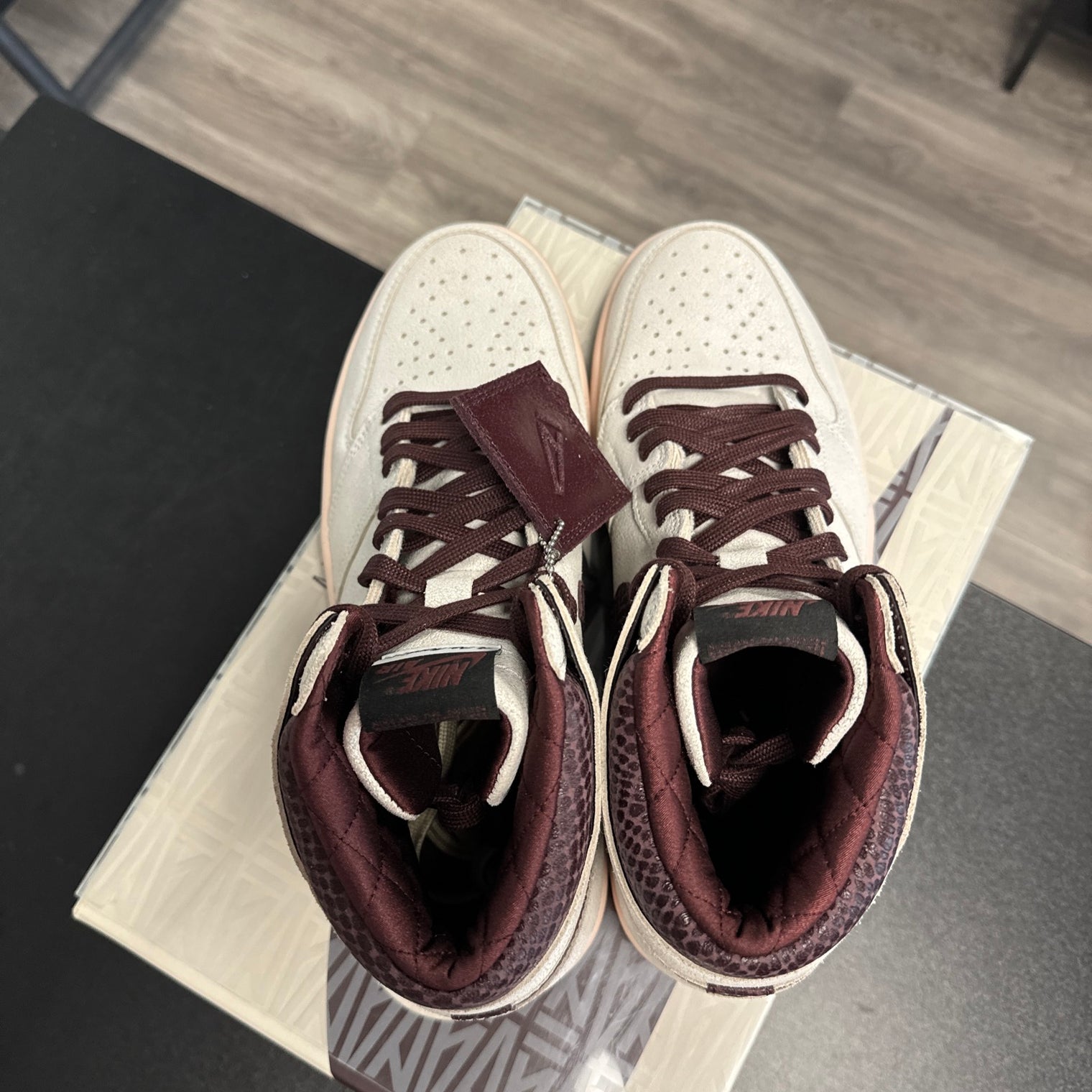 Jordan 1 High A Ma Maniere (Like New)