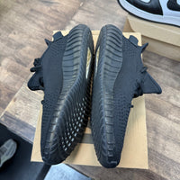 Onyx Yeezy 350 (USED)