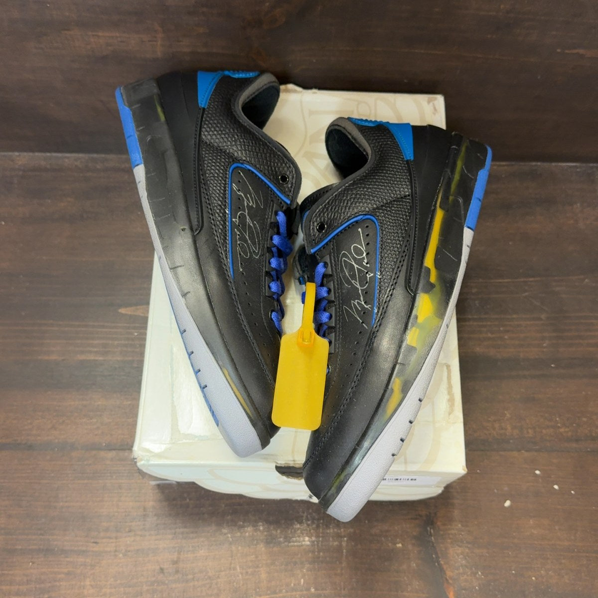 Jordan 2 Retro Low SP Off-White Black Blue - Image 2