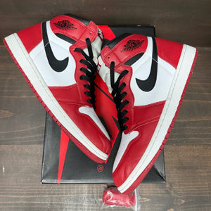 Jordan 1 Retro Chicago (2015) - Image 4