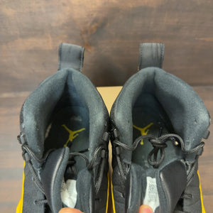 Jordan 12 Retro Black University Gold Size 12 (Pre-Owned) - Image 4