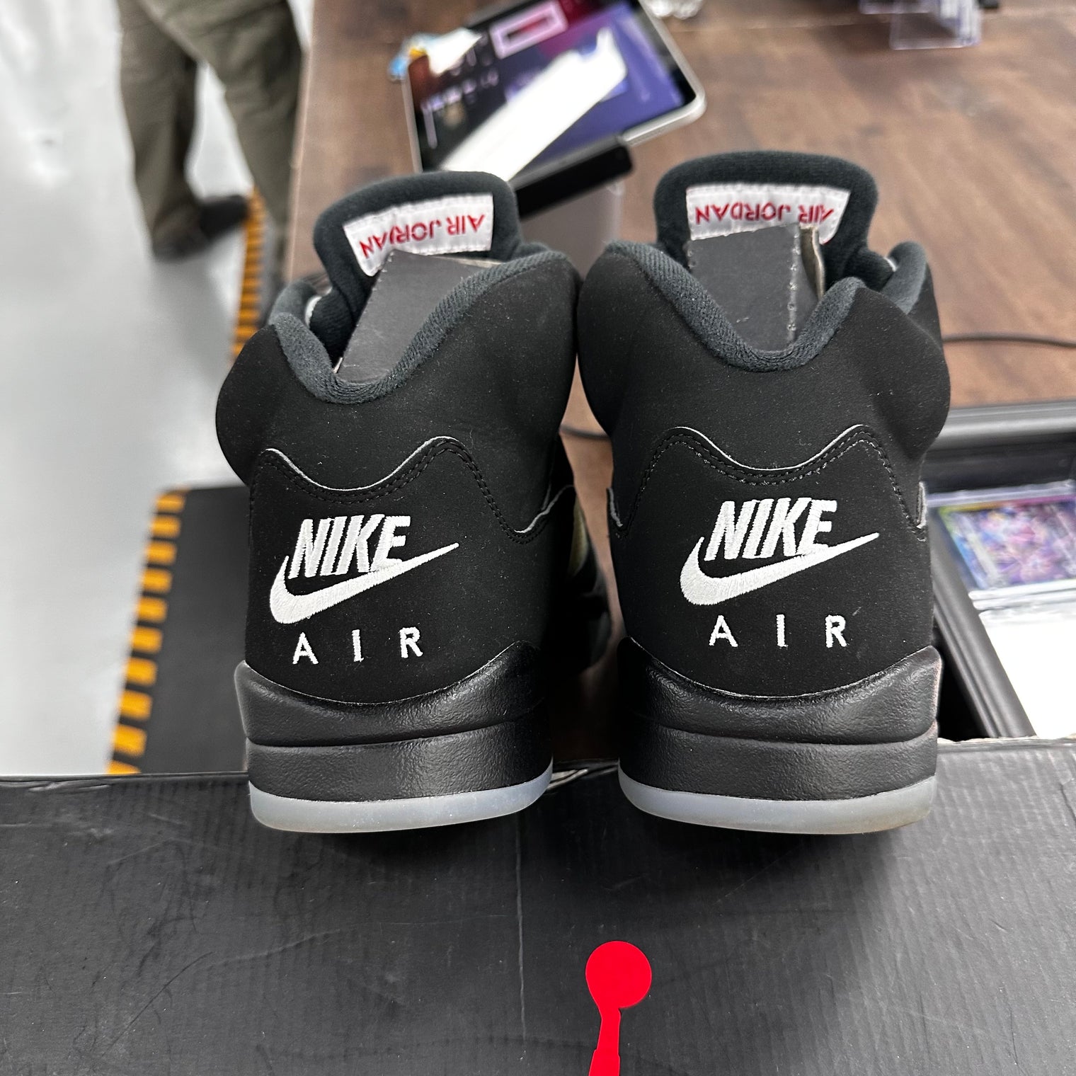 Black Metallic Jordan 5 (2016) (USED, No Box)