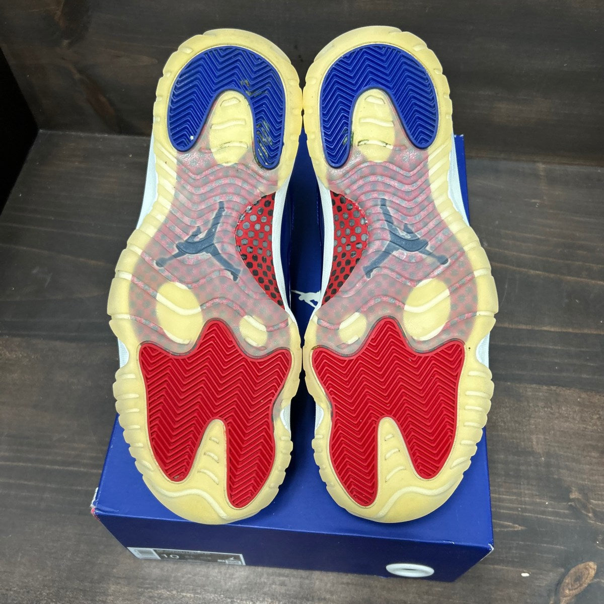Jordan 11 Retro Rare Air - Image 6