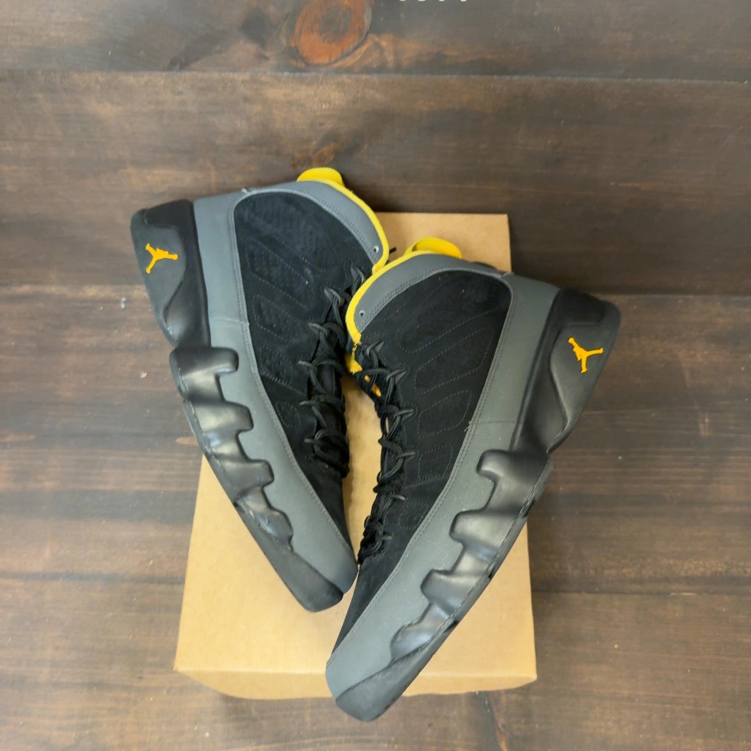 Jordan 9 Retro Dark Charcoal University Gold Size 11 (Pre-Owned) - Image 2