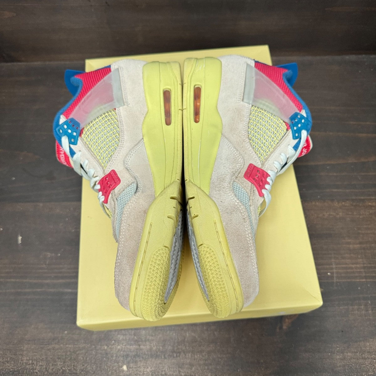Jordan 4 Retro Union Guava Ice - Image 4