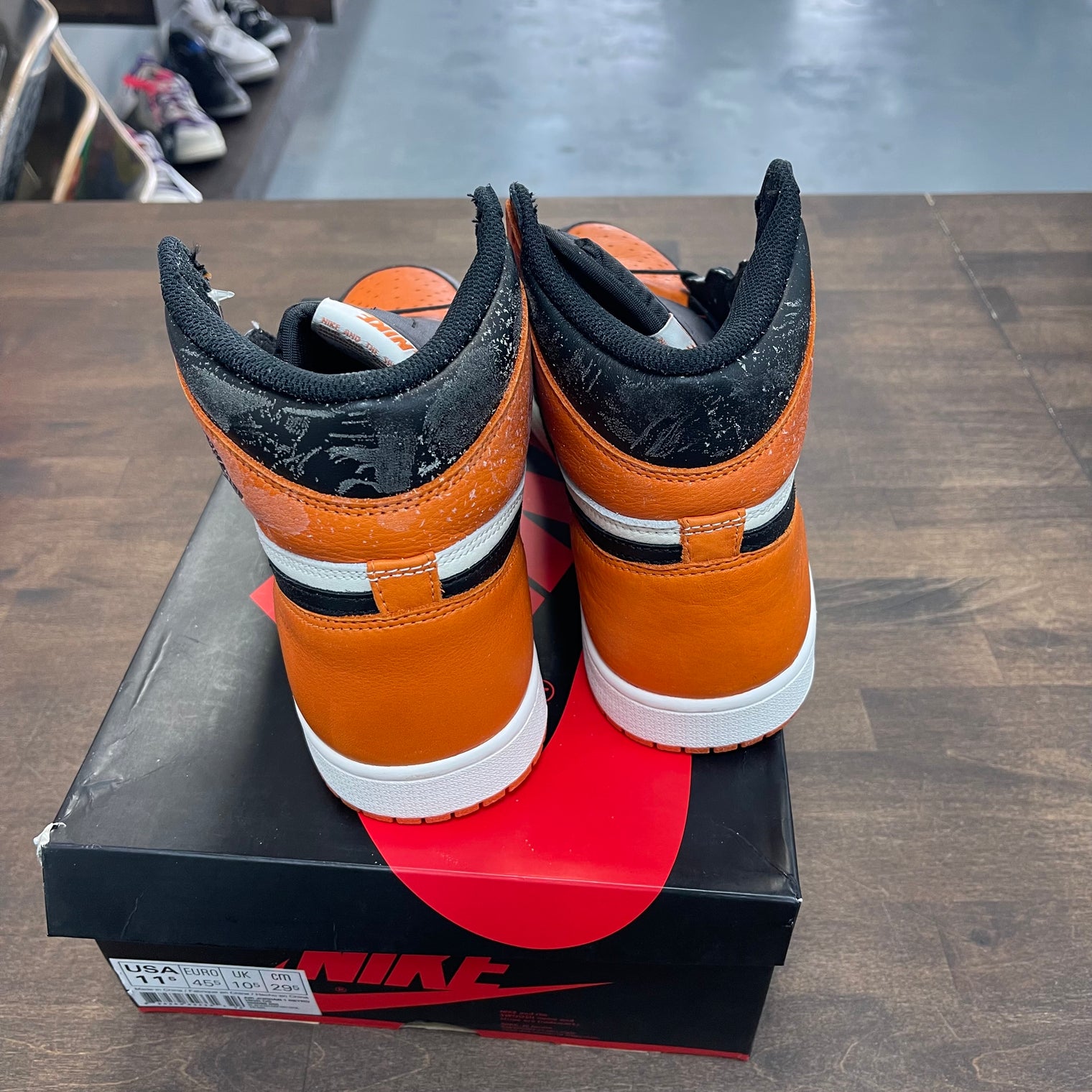 Shattered Backboard Jordan 1 High (Glittered)