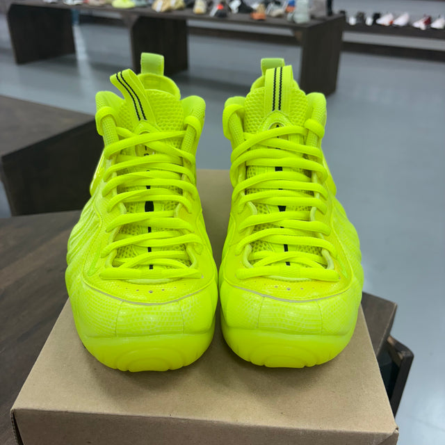 Volt Foamposite Pro (USED, No Box)