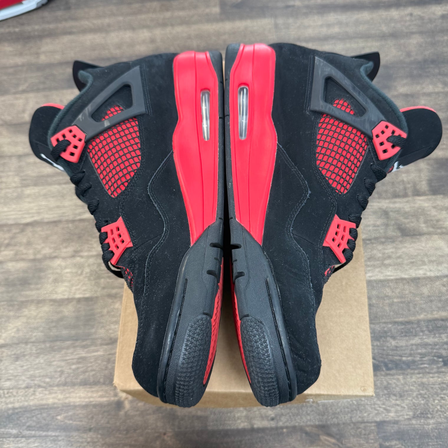 Red Thunder Jordan 4 Retro (USED, No Box)