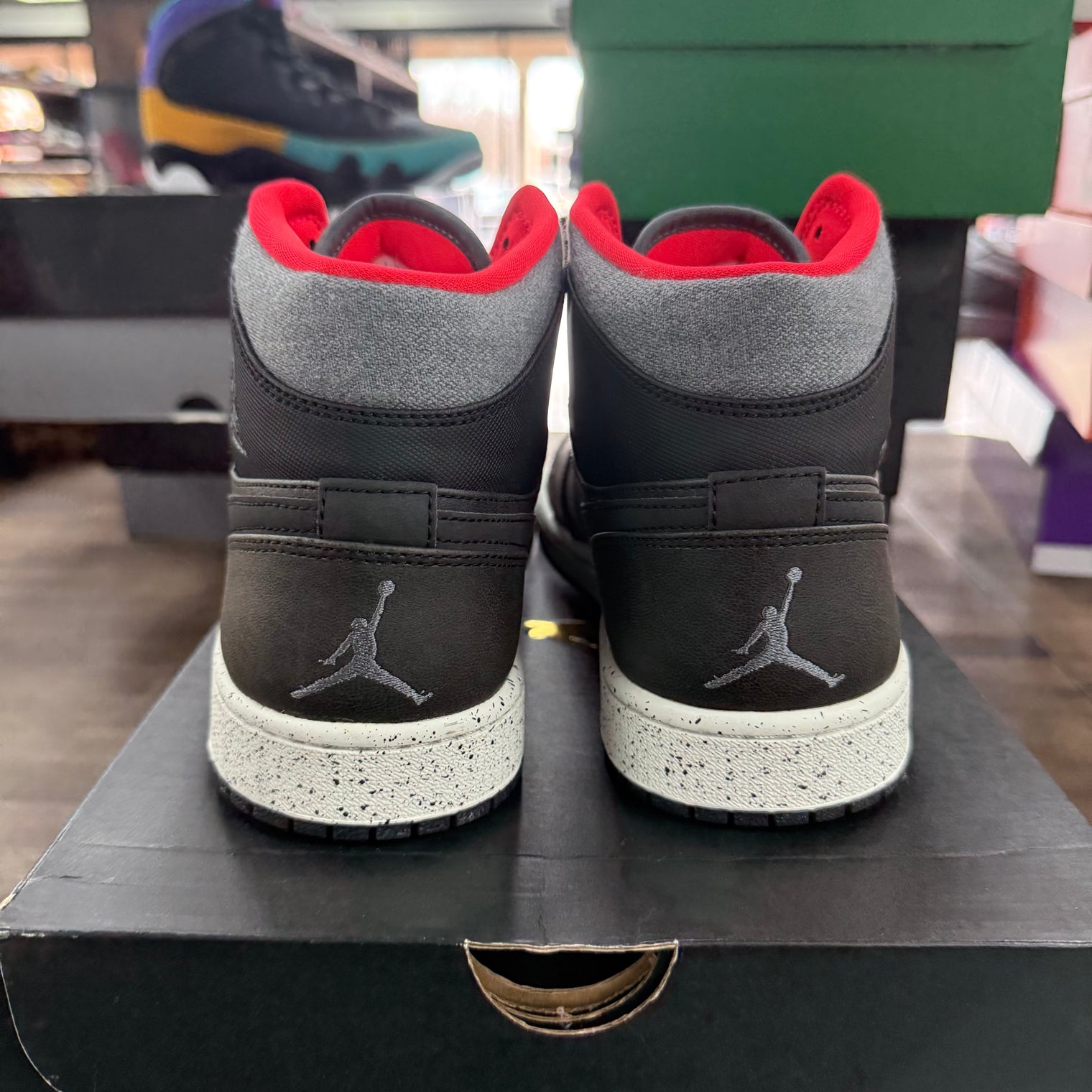 Holiday Jordan 1 Mid (2015) (Lightly Worn)