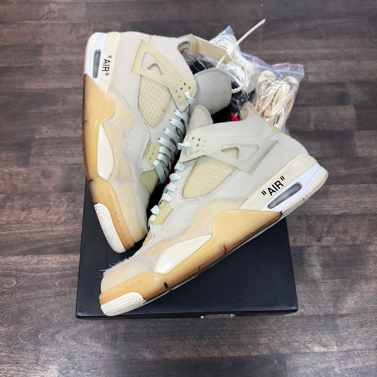 Off-White Jordan 4 Sail (W) (USED)