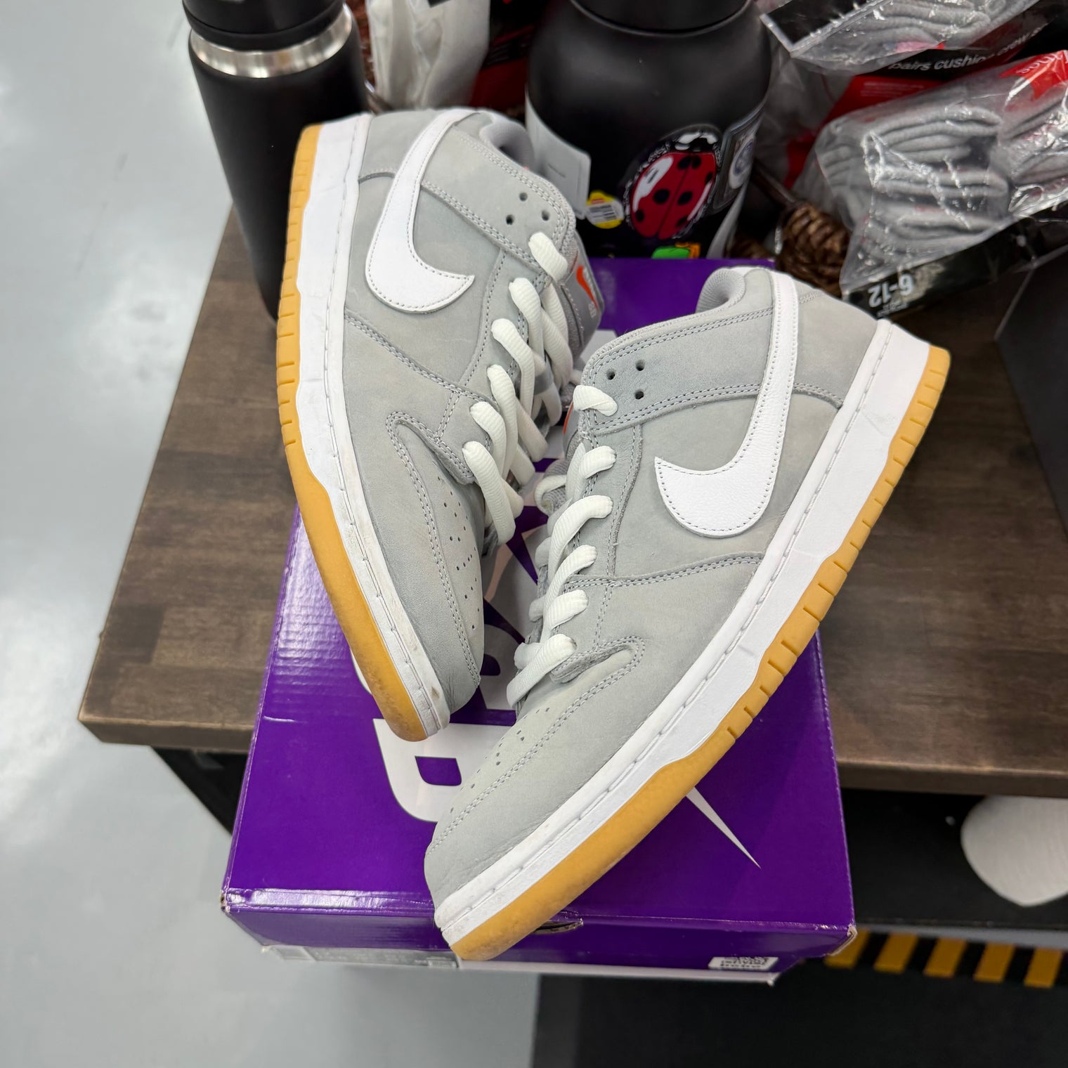 Nike SB Dunk Low Pro ISO Orange Label Wolf Grey Gum (USED)
