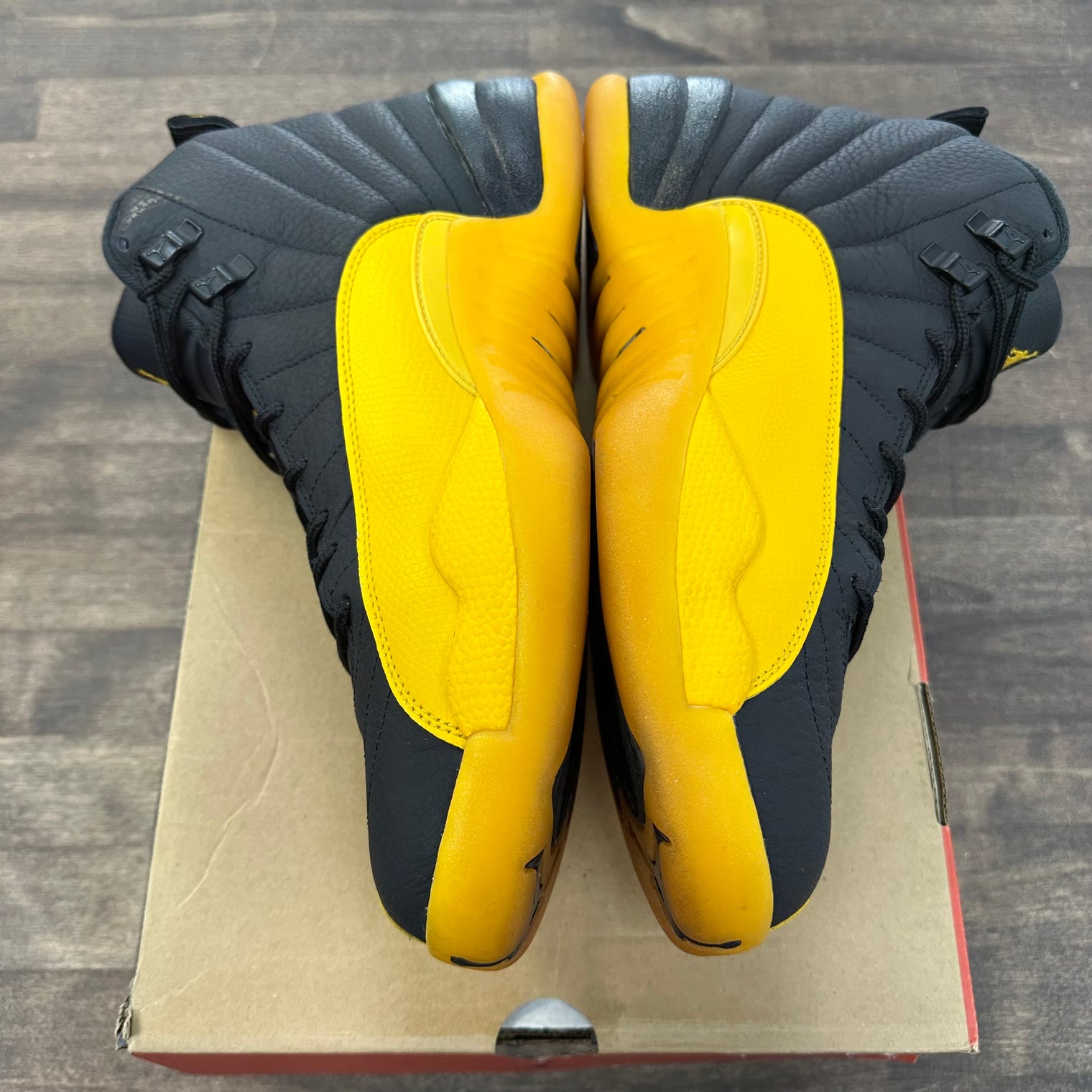 University Gold Jordan 12 (USED, Replacement Box)