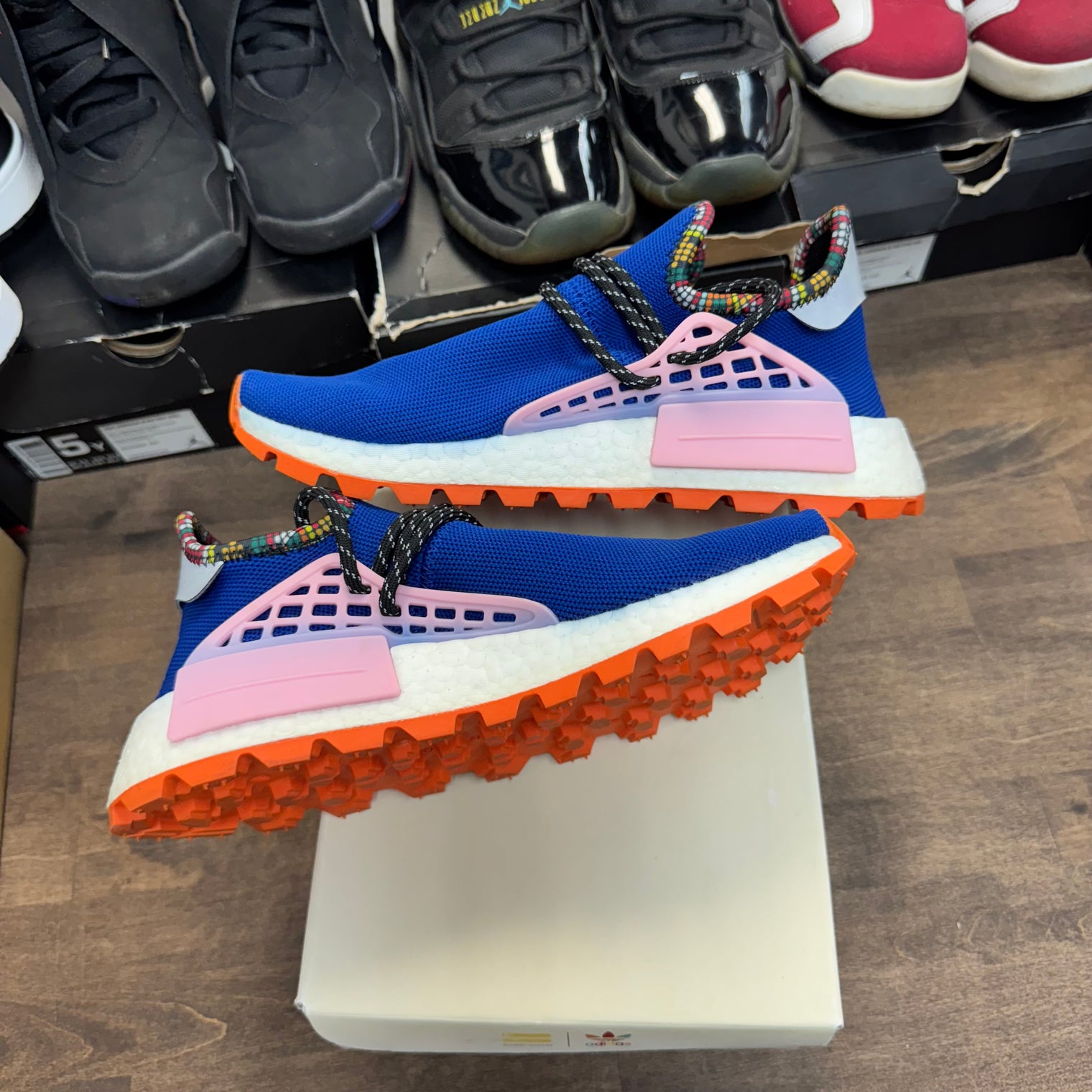 Pharrell Inspiration Pack Powder Blue Adidas Human Race (USED)