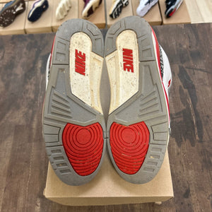 Jordan 3 Retro Fire Red (2022) Size 8 (Pre-Owned) - Image 5