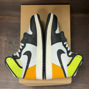 Jordan 1 Retro High White Black Volt University Gold (GS) Size 6Y (Pre-Owned) - Image 5