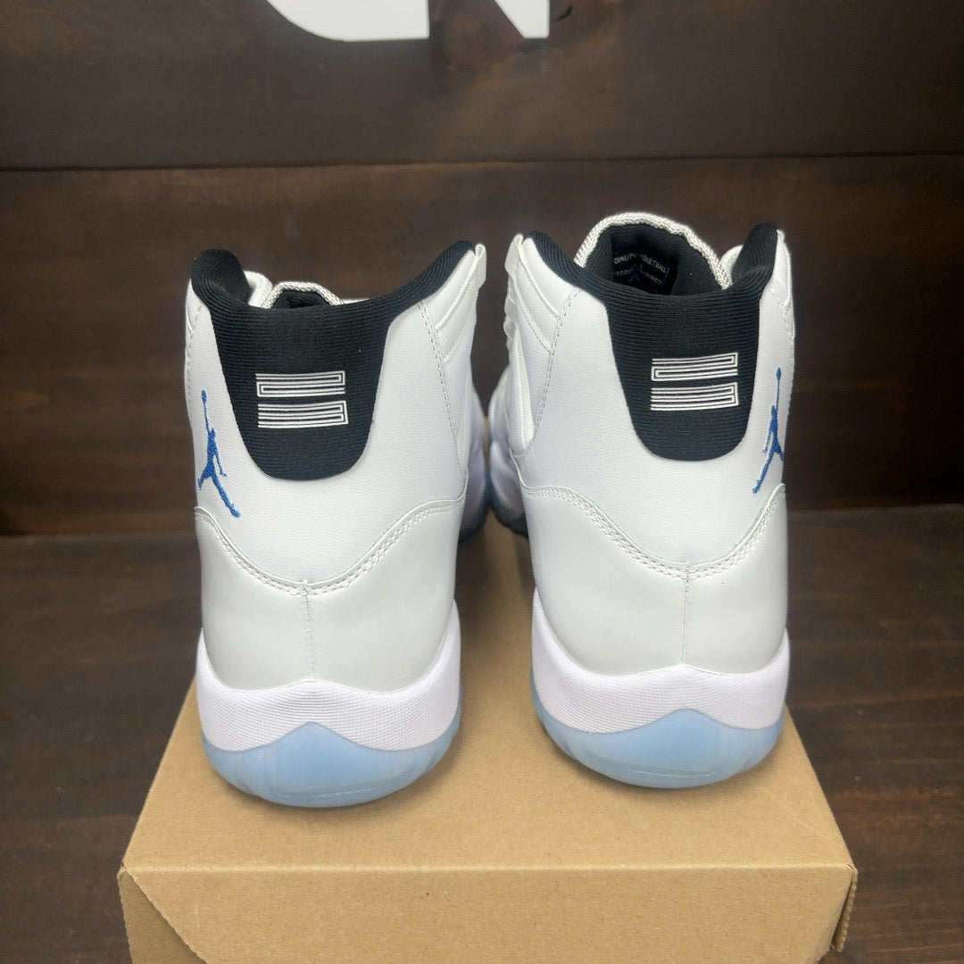 Jordan 11 Retro Legend Blue (2024) Size 13 (Pre-Owned) - Image 5