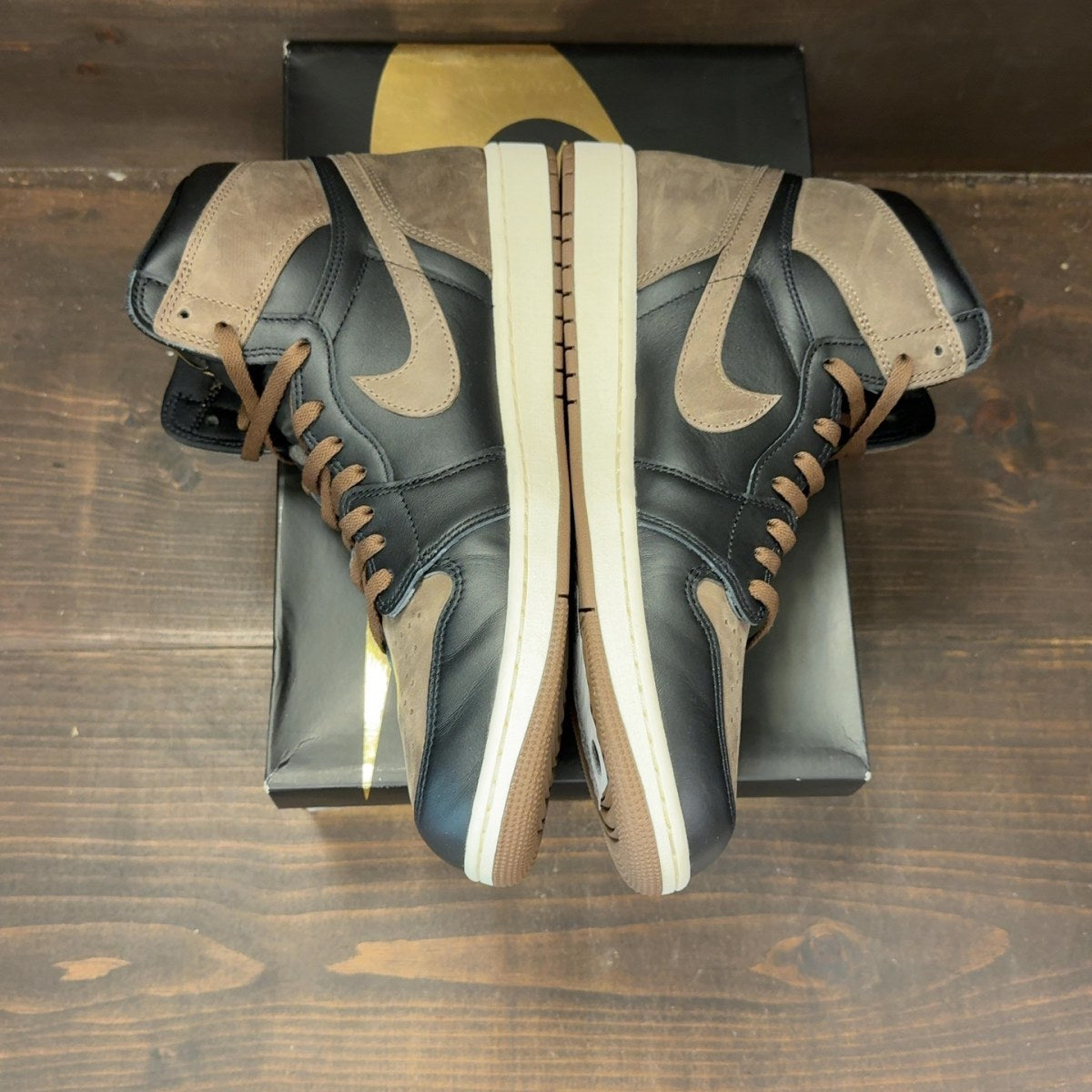 Jordan 1 Retro High OG Palomino - Image 4