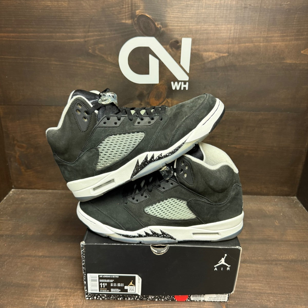 Jordan 5 Retro Moonlight (2021) - Image 1