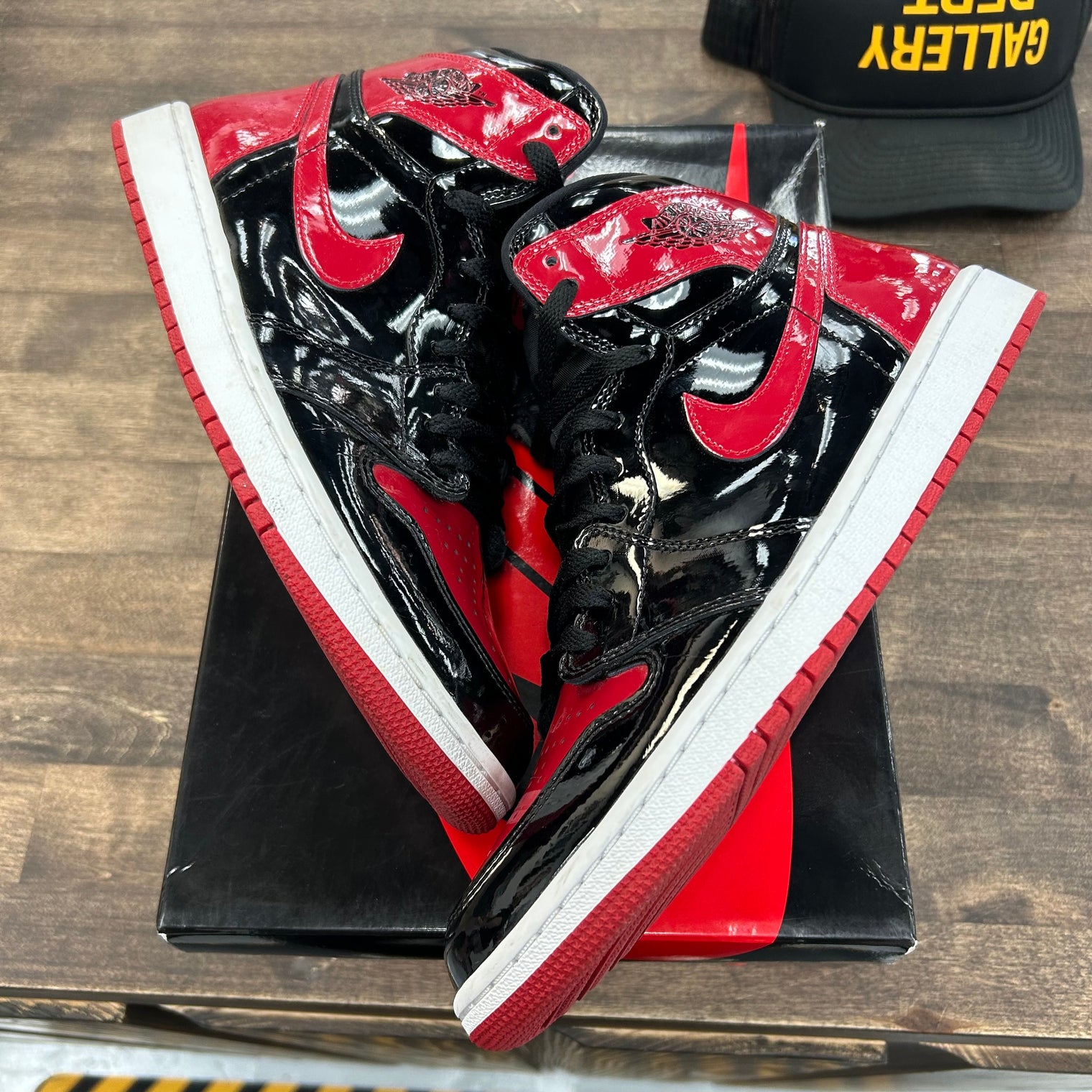 Patent Bred Jordan 1 High (USED)