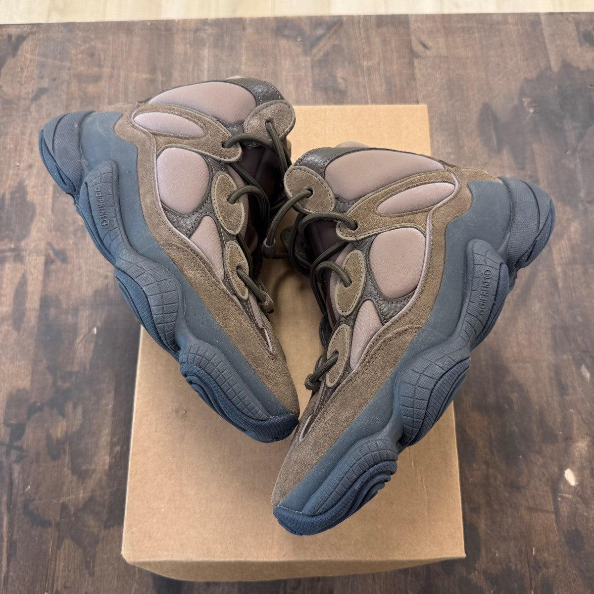 adidas Yeezy 500 High Taupe Black Size 7 (Pre-Owned) - Image 1