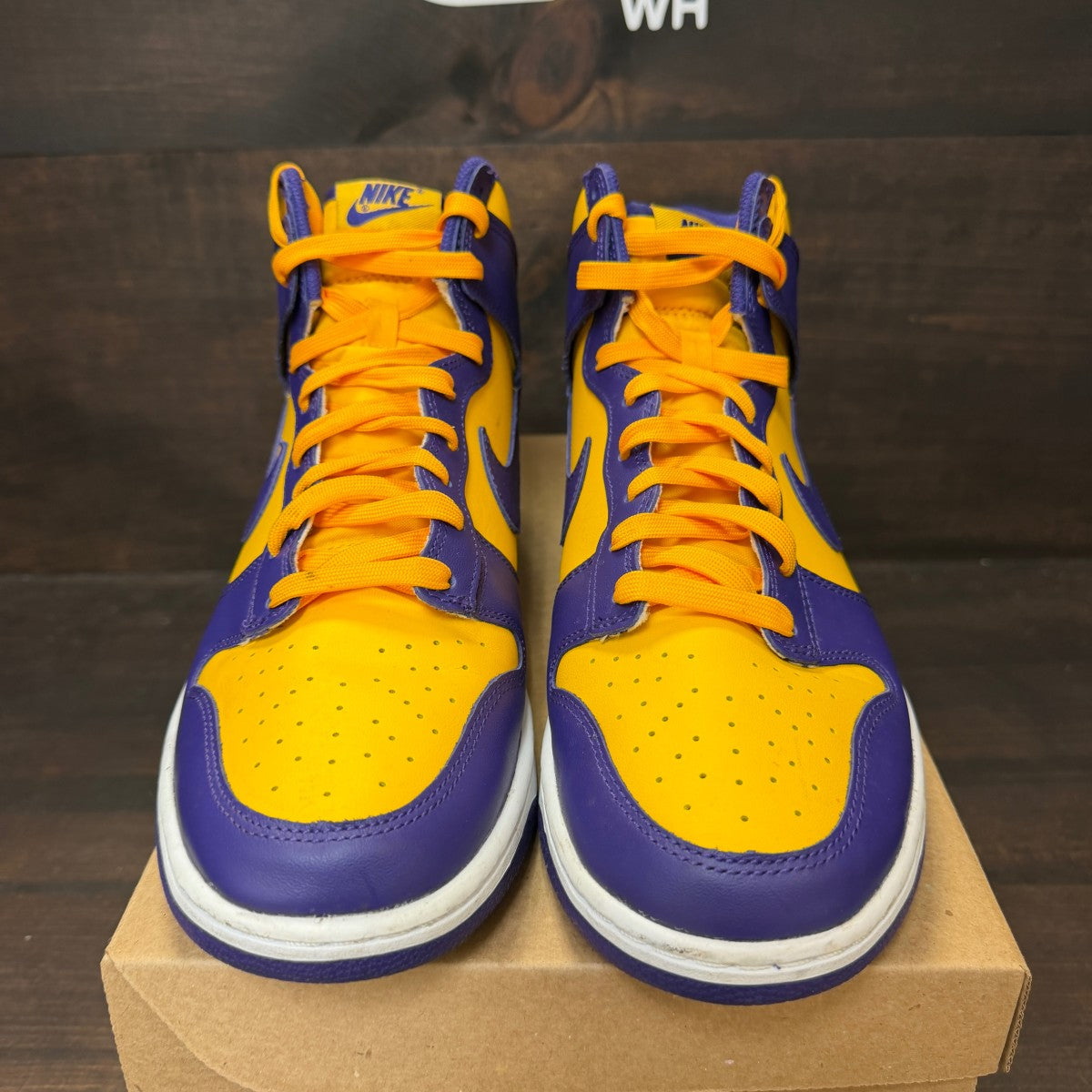 Nike Dunk High Lakers Size 11 (Pre-Owned) - Image 3