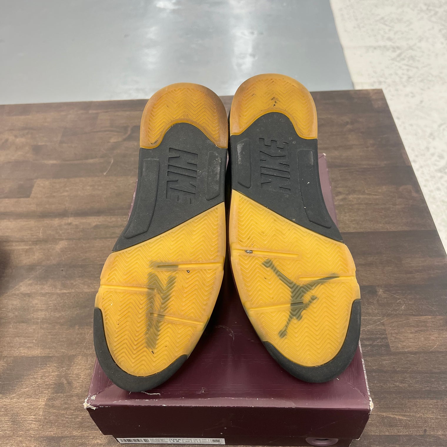 Dusk A Ma Maniere Jordan 5 (USED)