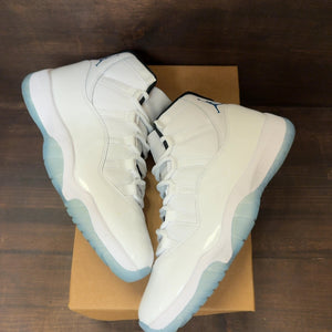 Jordan 11 Retro Legend Blue (2024) Size 10 (Pre-Owned) - Image 2