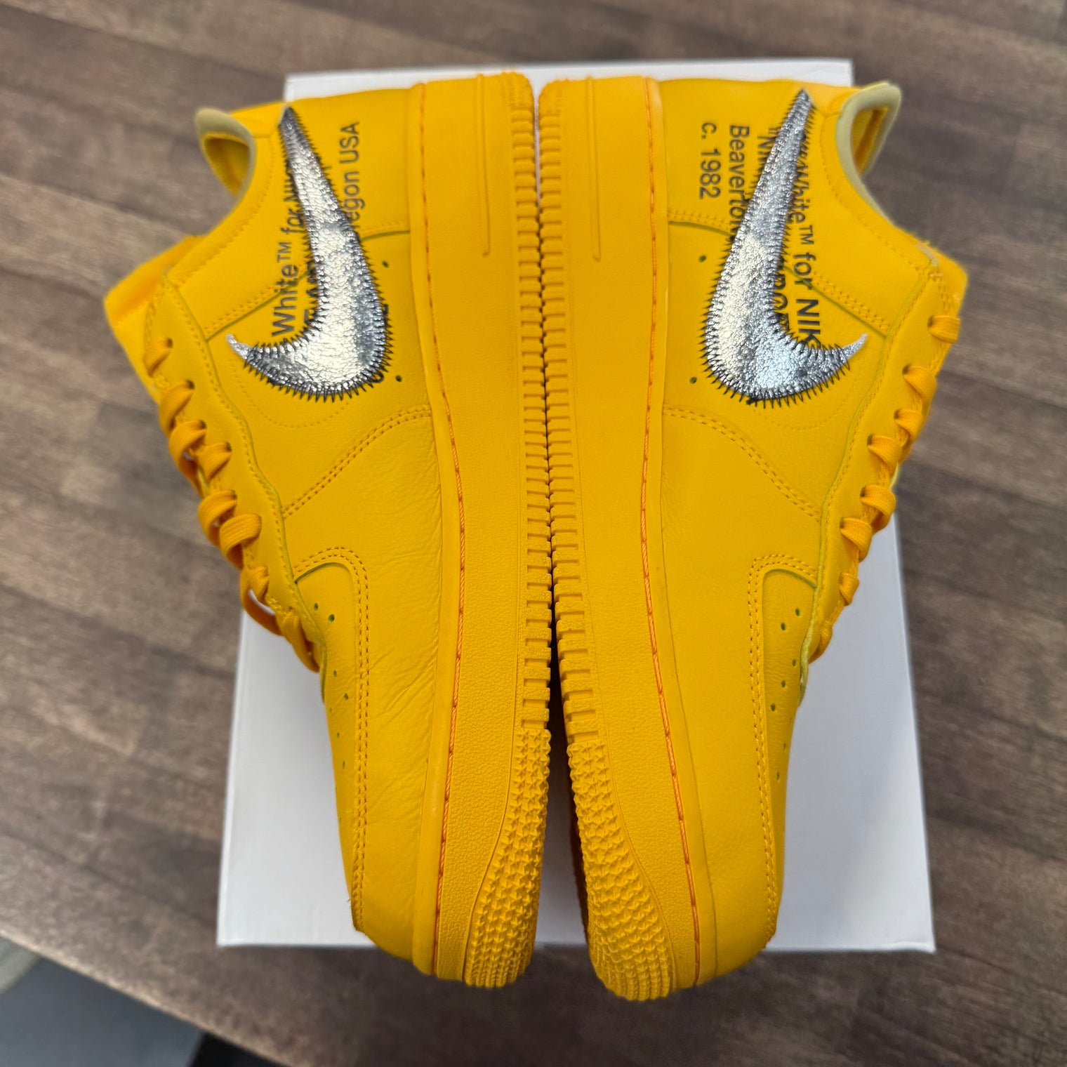 Off-White ICA University Gold Air Force 1 Low (USED)