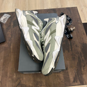 New Balance 9060 Fall Suedes Pack Olive Size 13 (Pre-Owned) - Image 1